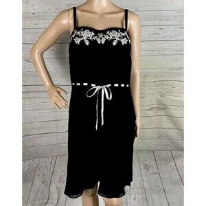 Ann Taylor LOFT 100% Silk Dress Petite 6 Black Ivory Embroidered Floral Design